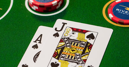 Bạn hãy nắm rõ các bước chơi Blackjack để nâng cao cơ hội chiến thắng cho mình